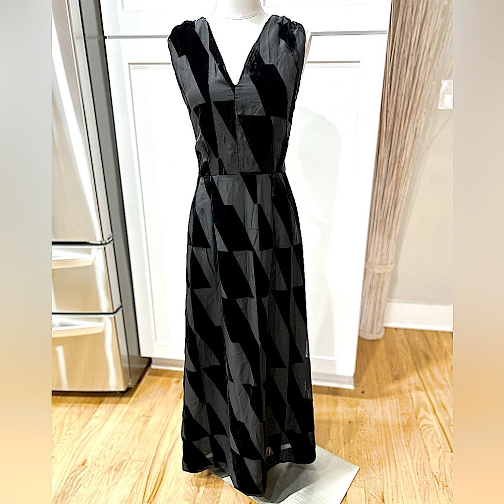 NWT Banana Republic Black/Charcoal Geometric Print Dress